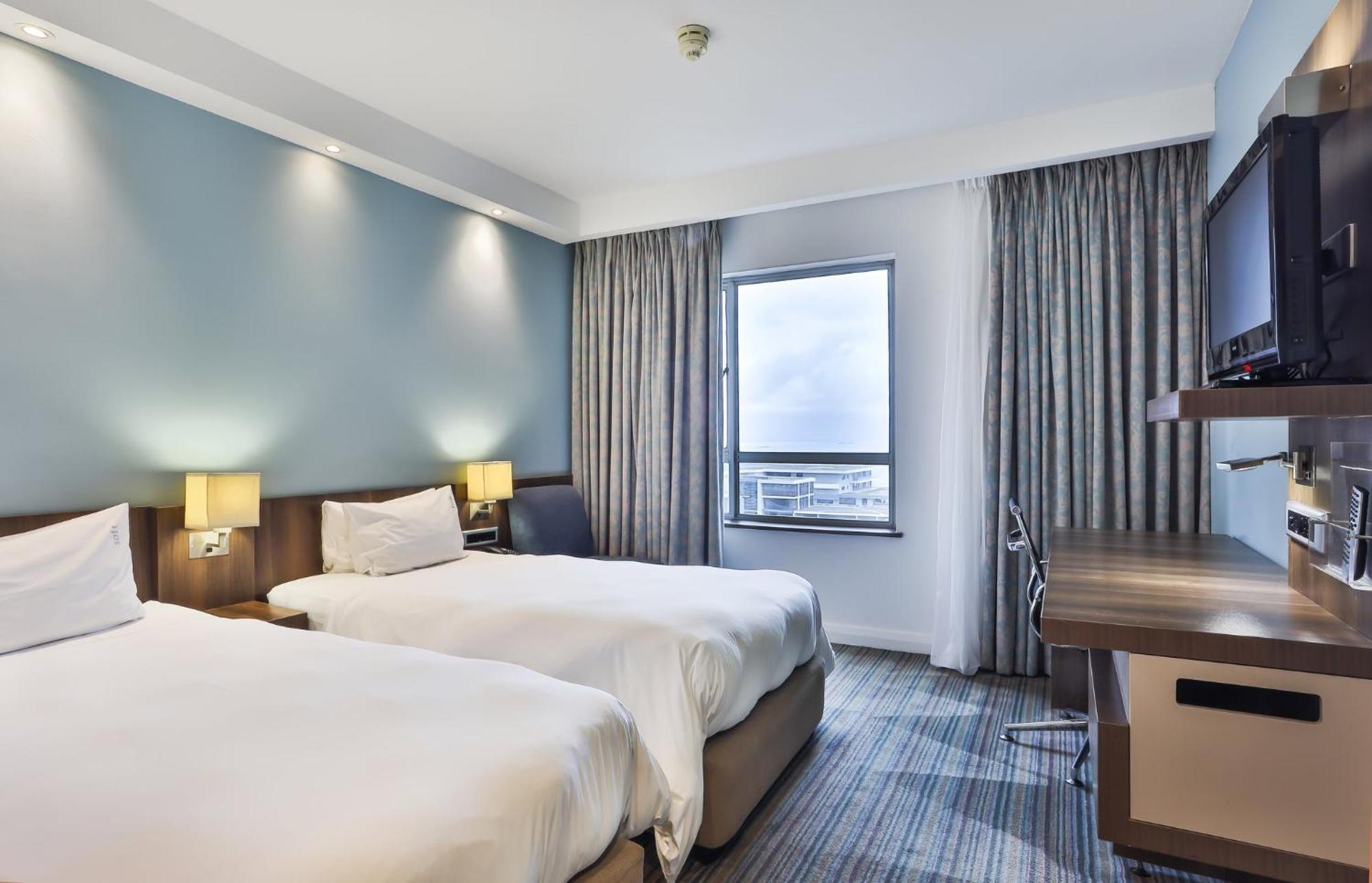 Holiday Inn Express Durban - Umhlanga By Ihg Exterior foto